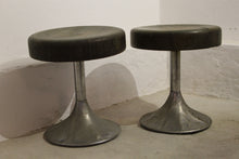 Load image into Gallery viewer, VINTAGE ONE LEG STOOL
